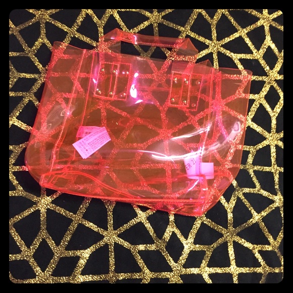 Pink purse - Picture 1 of 1